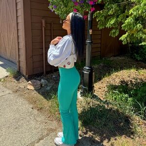 Meet your Posher, Sami